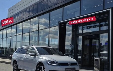 Volkswagen Golf VII, 2018 год, 1 330 000 рублей, 1 фотография