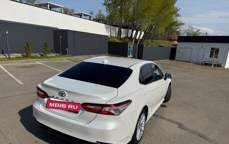Toyota Camry, 2020 год, 3 270 000 рублей, 7 фотография