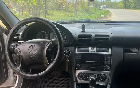 Mercedes-Benz C-Класс, 2005 год, 440 000 рублей, 6 фотография