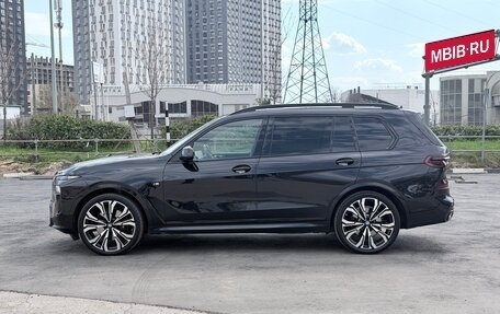 BMW X7, 2022 год, 13 300 000 рублей, 8 фотография