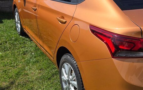 Hyundai Solaris II рестайлинг, 2017 год, 1 150 000 рублей, 2 фотография