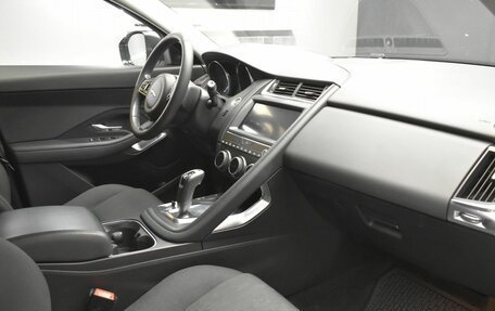 Jaguar E-Pace, 2019 год, 2 780 000 рублей, 13 фотография