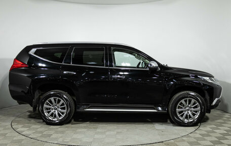 Mitsubishi Pajero Sport III рестайлинг, 2017 год, 3 099 585 рублей, 4 фотография