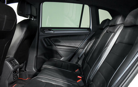 Volkswagen Tiguan II, 2021 год, 4 199 000 рублей, 12 фотография