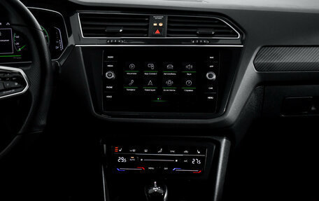 Volkswagen Tiguan II, 2021 год, 4 199 000 рублей, 13 фотография