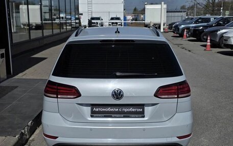 Volkswagen Golf VII, 2018 год, 1 330 000 рублей, 7 фотография