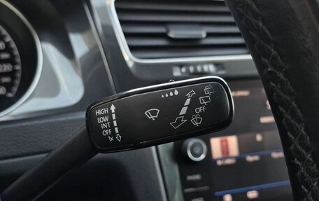 Volkswagen Golf VII, 2018 год, 1 330 000 рублей, 14 фотография