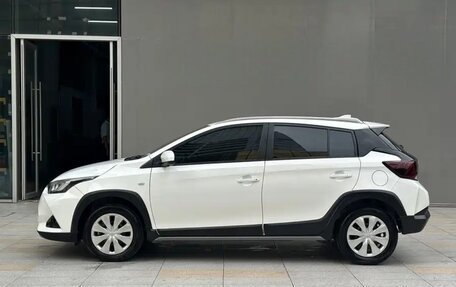 Toyota Yaris, 2022 год, 1 060 920 рублей, 4 фотография