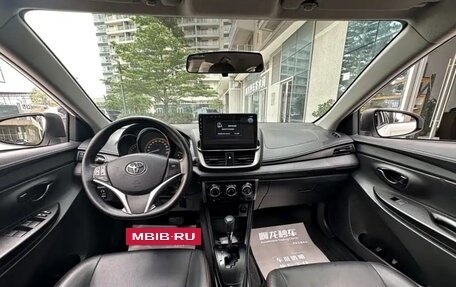 Toyota Yaris, 2022 год, 1 060 920 рублей, 5 фотография