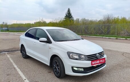 Volkswagen Polo VI (EU Market), 2015 год, 895 000 рублей, 3 фотография