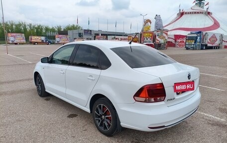 Volkswagen Polo VI (EU Market), 2015 год, 895 000 рублей, 9 фотография