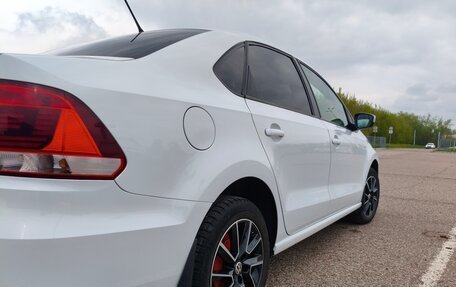 Volkswagen Polo VI (EU Market), 2015 год, 895 000 рублей, 14 фотография