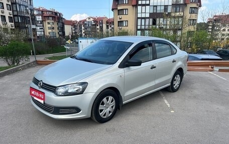 Volkswagen Polo VI (EU Market), 2013 год, 640 000 рублей, 1 фотография
