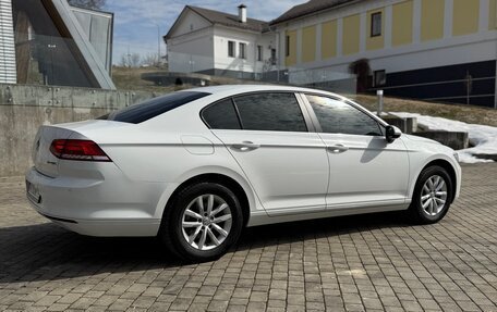 Volkswagen Passat B8 рестайлинг, 2015 год, 2 070 000 рублей, 12 фотография