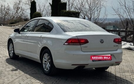 Volkswagen Passat B8 рестайлинг, 2015 год, 2 070 000 рублей, 7 фотография