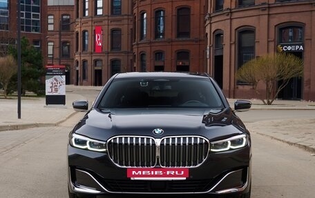 BMW 7 серия, 2019 год, 8 500 000 рублей, 2 фотография