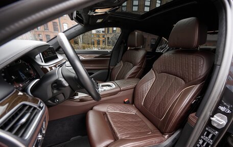 BMW 7 серия, 2019 год, 8 500 000 рублей, 14 фотография
