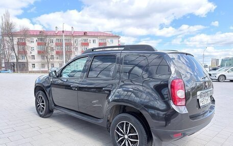 Renault Duster I рестайлинг, 2014 год, 880 000 рублей, 4 фотография