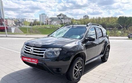 Renault Duster I рестайлинг, 2014 год, 880 000 рублей, 2 фотография