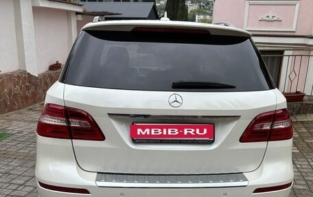Mercedes-Benz M-Класс, 2013 год, 3 200 000 рублей, 3 фотография