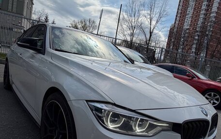 BMW 3 серия, 2015 год, 2 500 000 рублей, 3 фотография