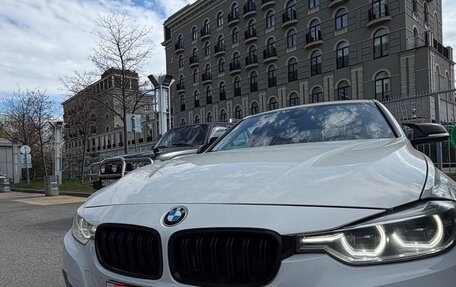 BMW 3 серия, 2015 год, 2 500 000 рублей, 4 фотография