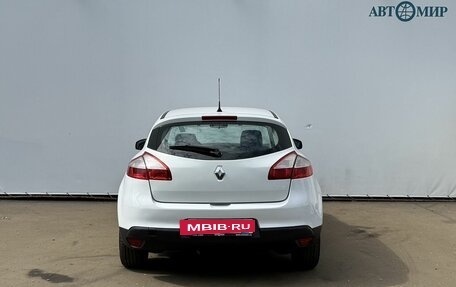 Renault Megane III, 2013 год, 650 000 рублей, 6 фотография