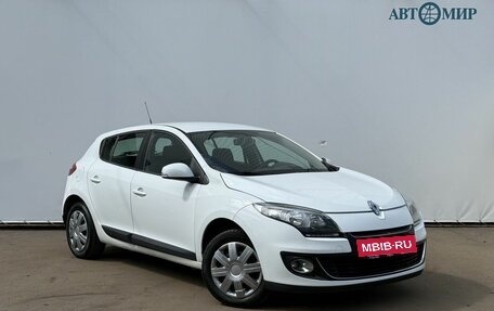 Renault Megane III, 2013 год, 650 000 рублей, 3 фотография