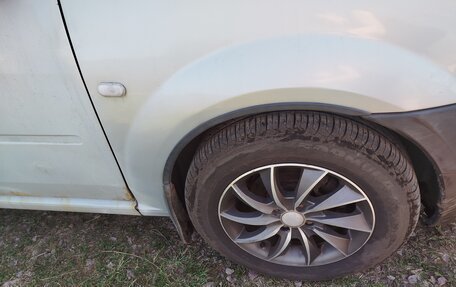 Renault Logan I, 2005 год, 130 000 рублей, 3 фотография