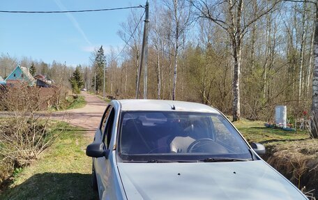 Renault Logan I, 2005 год, 130 000 рублей, 19 фотография