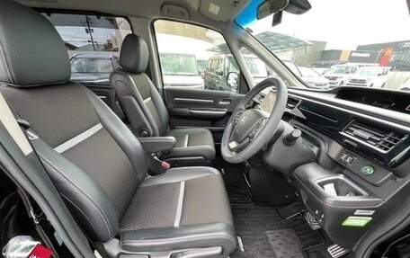 Honda Stepwgn IV, 2020 год, 1 920 000 рублей, 7 фотография