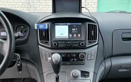 Hyundai Grand Starex Grand Starex I рестайлинг 2, 2017 год, 2 900 000 рублей, 7 фотография