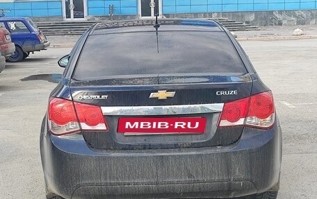 Chevrolet Cruze II, 2012 год, 600 000 рублей, 3 фотография
