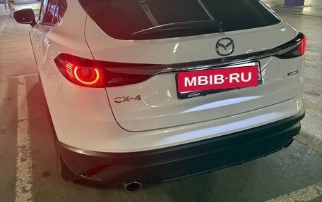 Mazda CX-4, 2023 год, 2 700 000 рублей, 6 фотография
