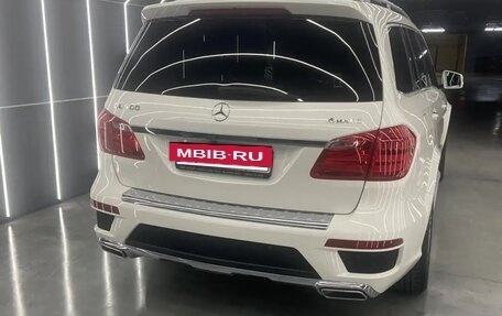 Mercedes-Benz GL-Класс, 2014 год, 3 200 000 рублей, 5 фотография