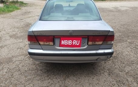 Nissan Sunny B15, 2000 год, 244 000 рублей, 2 фотография