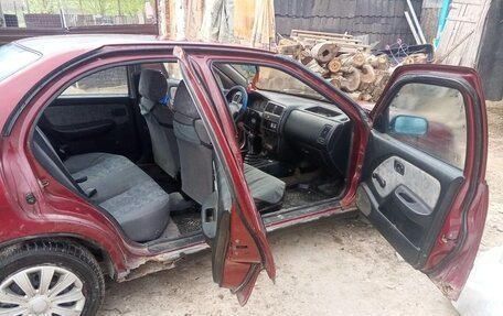 Nissan Almera, 1998 год, 100 000 рублей, 3 фотография