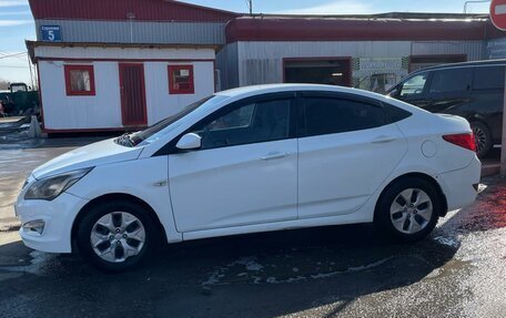 Hyundai Solaris II рестайлинг, 2014 год, 450 000 рублей, 3 фотография