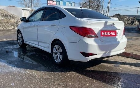 Hyundai Solaris II рестайлинг, 2014 год, 450 000 рублей, 5 фотография