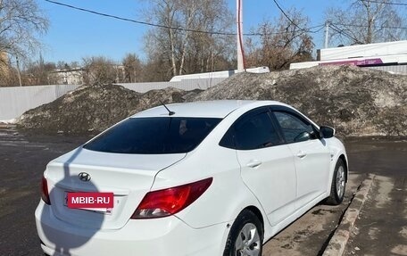 Hyundai Solaris II рестайлинг, 2014 год, 450 000 рублей, 7 фотография