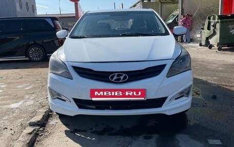 Hyundai Solaris II рестайлинг, 2014 год, 450 000 рублей, 8 фотография