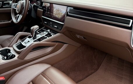 Porsche Cayenne III, 2021 год, 14 900 000 рублей, 11 фотография