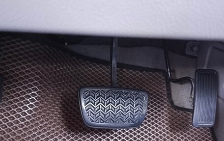 Toyota Mark II IX (X110), 2002 год, 790 000 рублей, 13 фотография