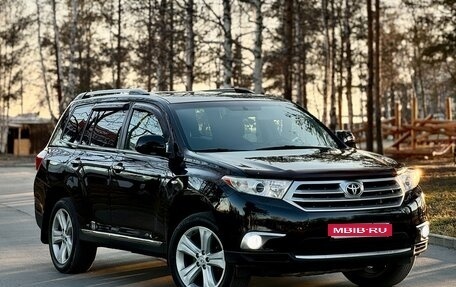 Toyota Highlander III, 2011 год, 1 820 000 рублей, 1 фотография
