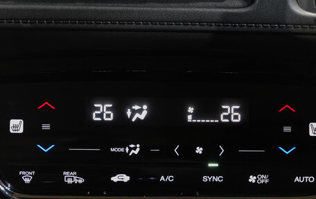 Honda Vezel, 2014 год, 1 299 000 рублей, 32 фотография