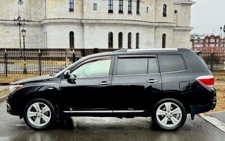 Toyota Highlander III, 2011 год, 1 820 000 рублей, 8 фотография