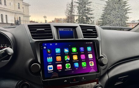 Toyota Highlander III, 2011 год, 1 820 000 рублей, 26 фотография