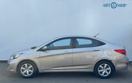 Hyundai Solaris II рестайлинг, 2013 год, 950 000 рублей, 5 фотография