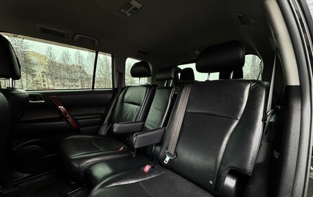 Toyota Highlander III, 2011 год, 1 820 000 рублей, 33 фотография