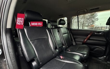 Toyota Highlander III, 2011 год, 1 820 000 рублей, 34 фотография